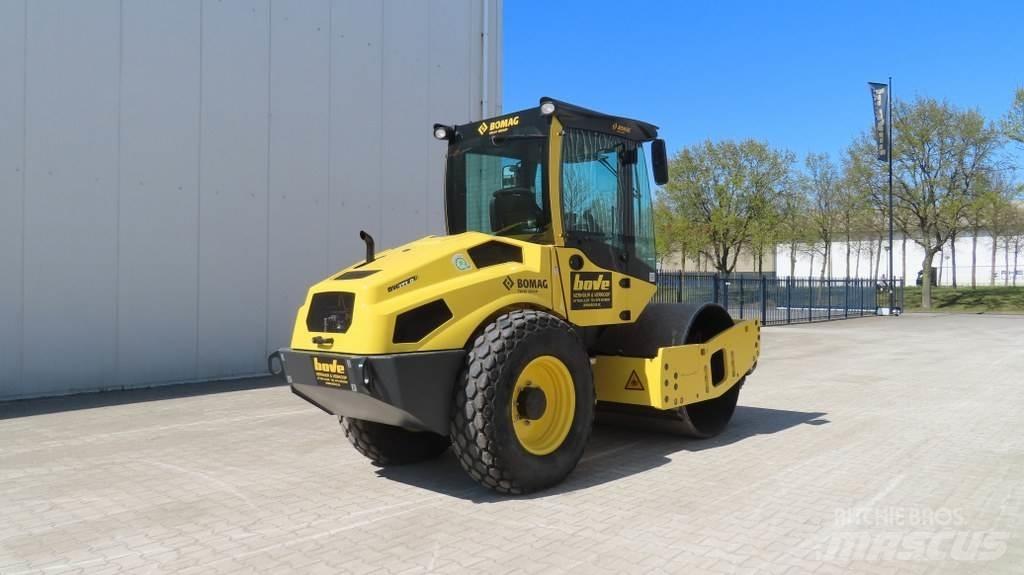 Bomag BW177 D-5 Ťahačové valce