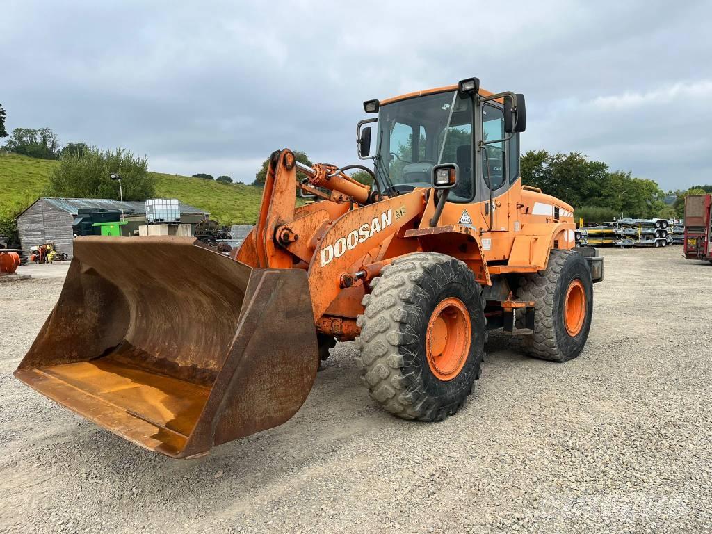 Doosan DL 200 Kolesové nakladače