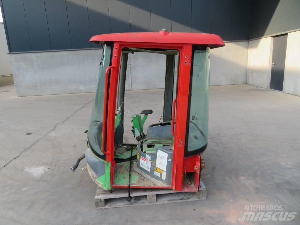 Volvo L30B / L35B Kabíny a interiér
