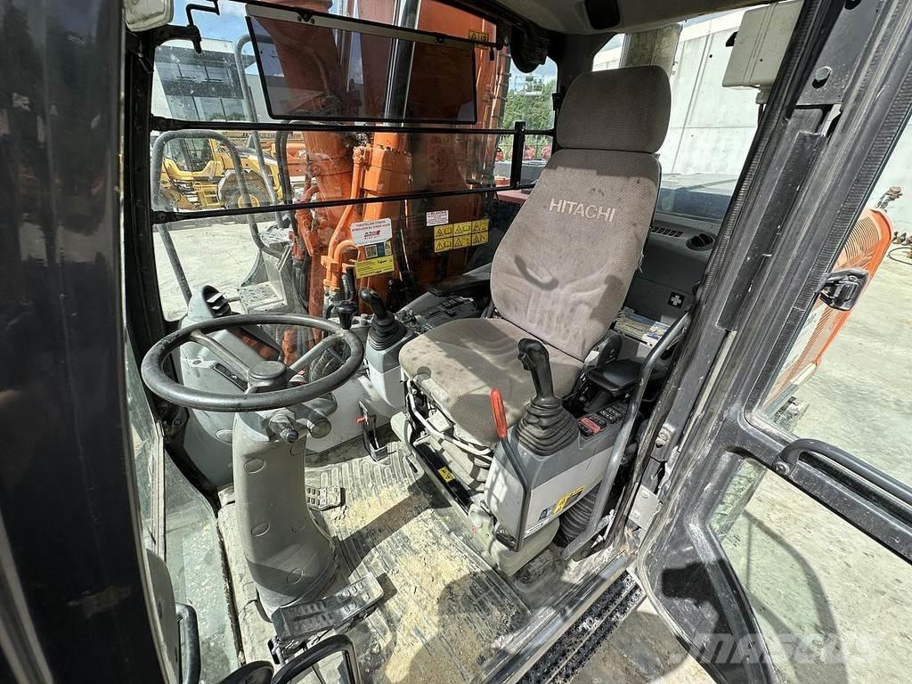 Hitachi ZX170W-5B Špeciálne bagre