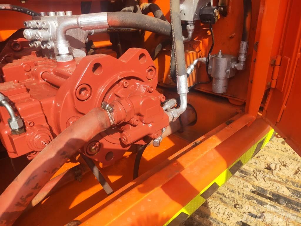 Doosan DH220LC-7 Pásové rýpadlá