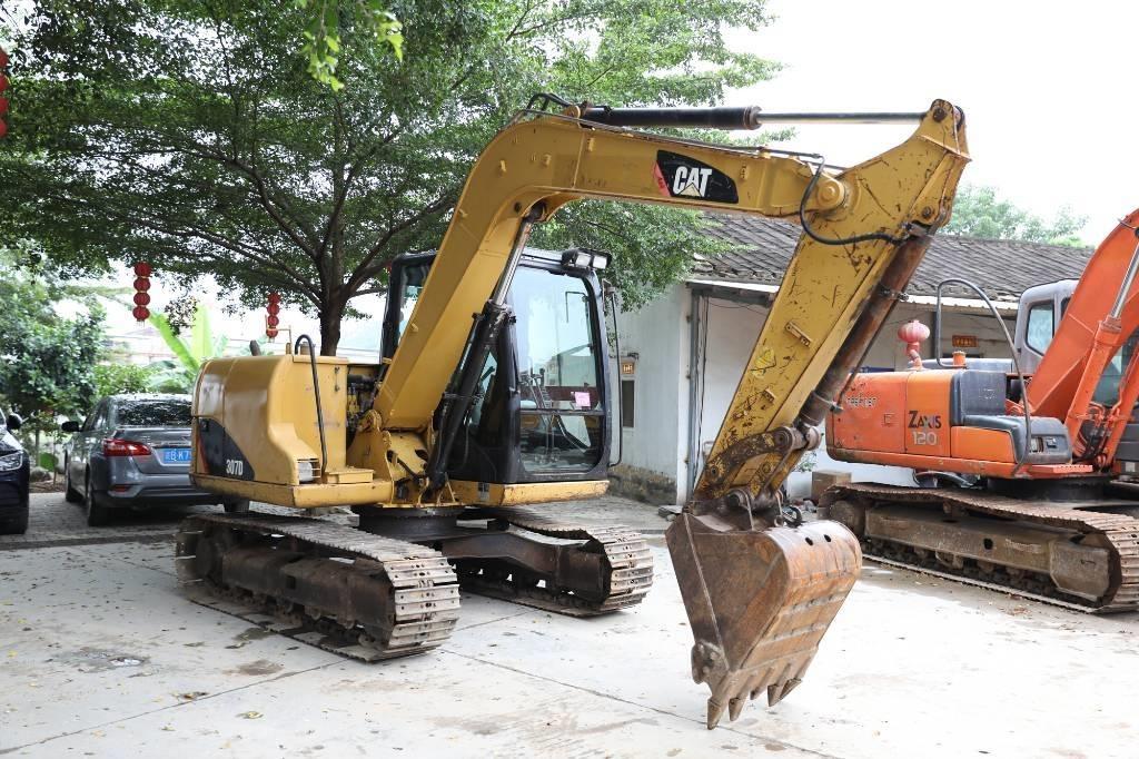 CAT 307 D Pásové rýpadlá