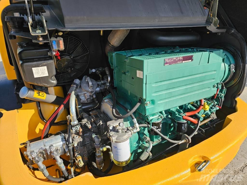 Volvo L 25 F Kolesové nakladače