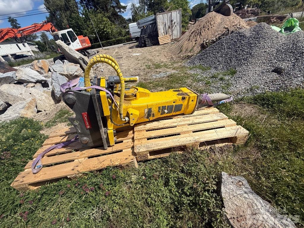 Epiroc SB 1102 Búracie kladivá / Zbíjačky