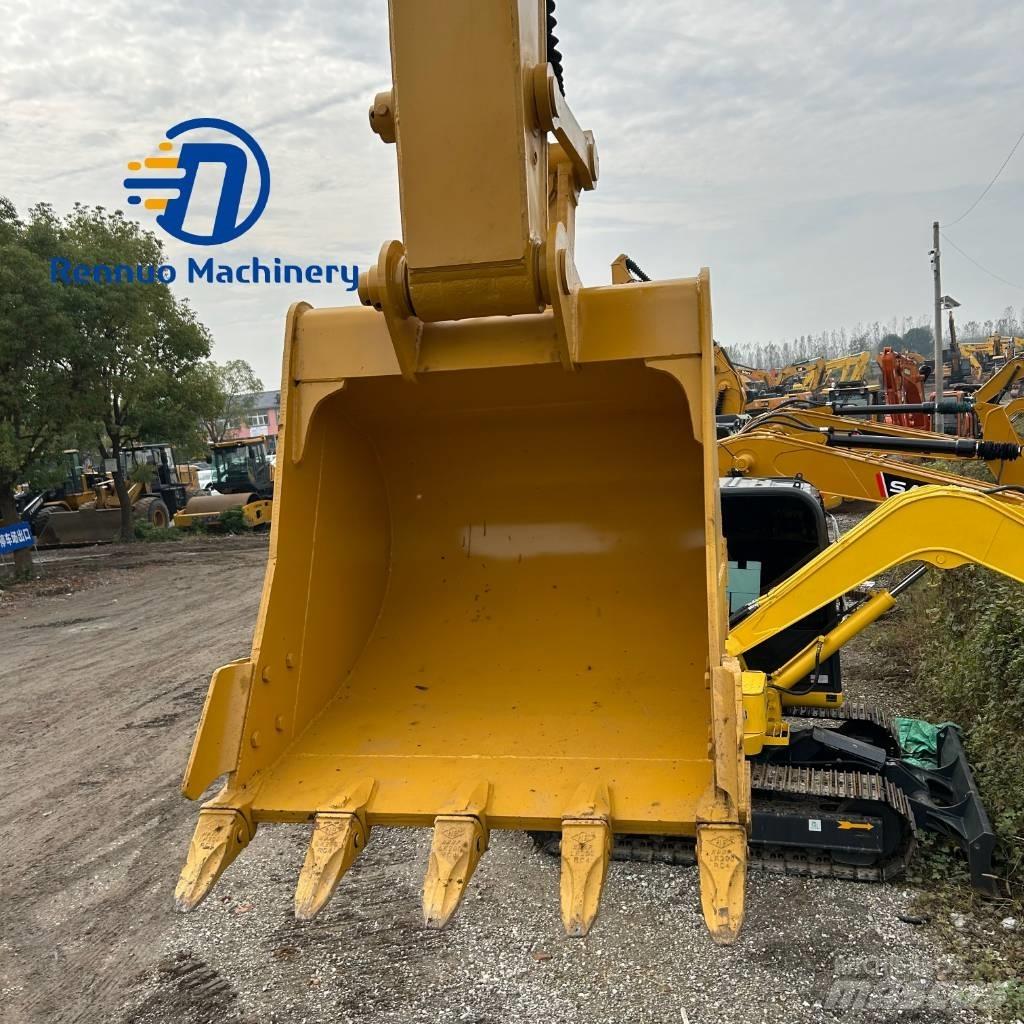 CAT 320D2 Pásové rýpadlá