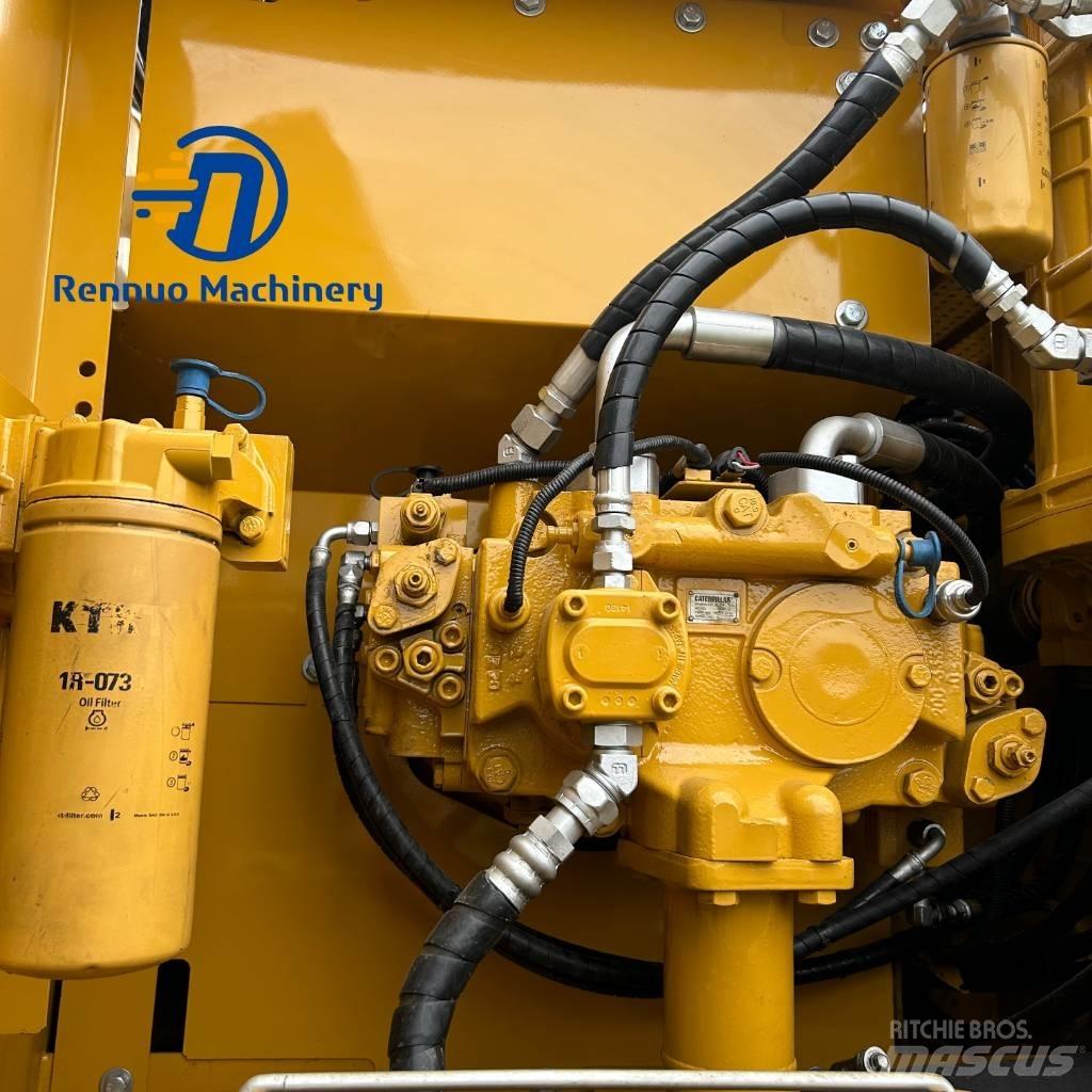 CAT 320D2 Pásové rýpadlá