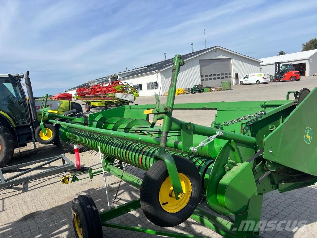 John Deere Pickup Príslušenstvo a náhradné diely ku kombajnom