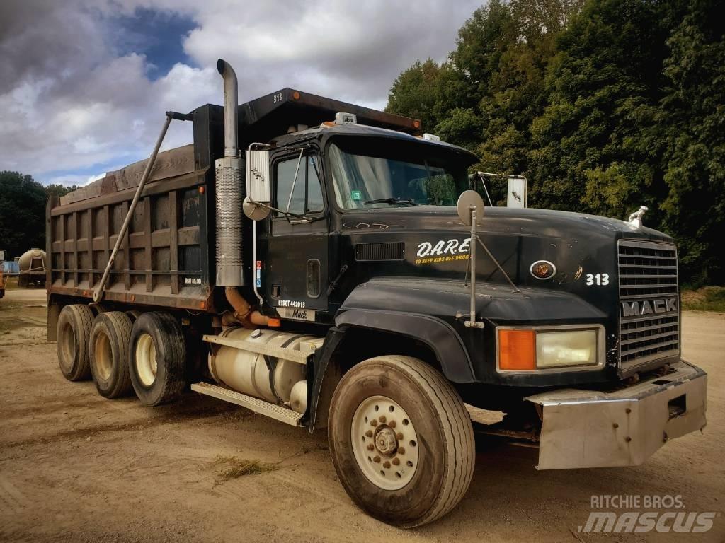 Mack CL713 Sklápače