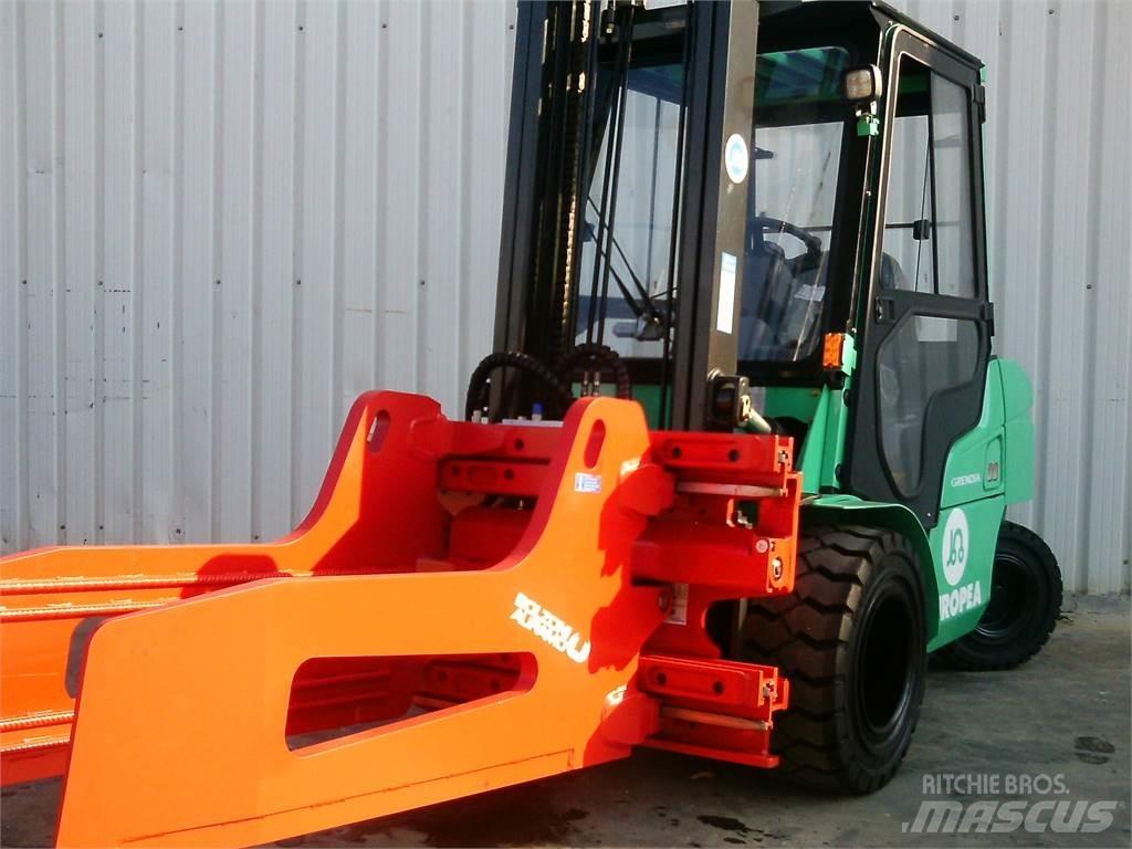 Mitsubishi FD30NTD Dieselové vozíky
