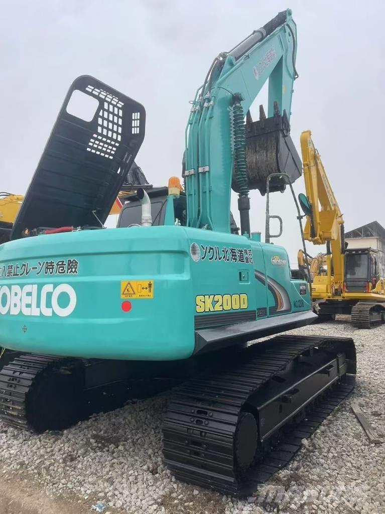 Kobelco SK 200 Pásové rýpadlá