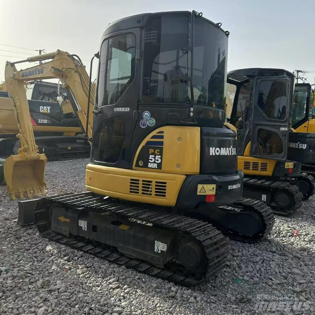 Komatsu 55-2 Pásové rýpadlá