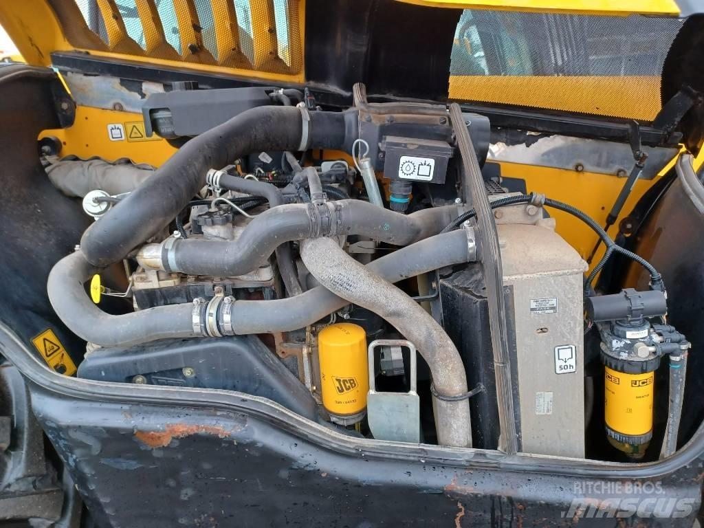 JCB 531-70 Teleskopické manipulátory