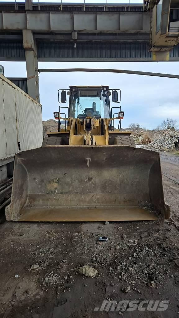 CAT 962 G Kolesové nakladače