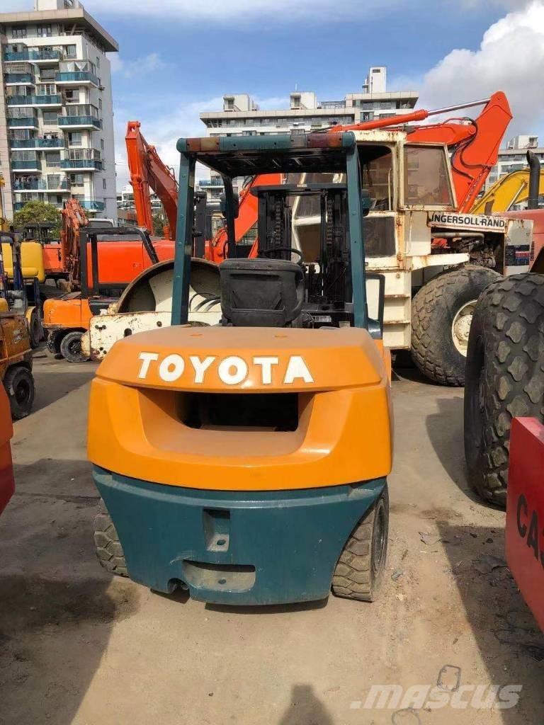 Toyota FD 50 Dieselové vozíky