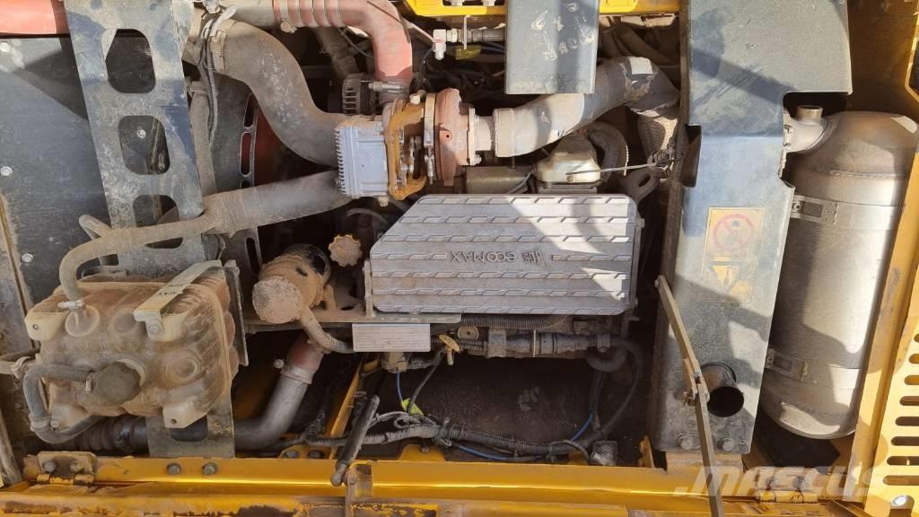 JCB 220 XL Pásové rýpadlá