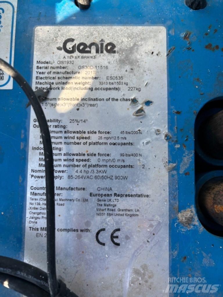 Genie GS 1932 Nožnicové zdvíhacie plošiny