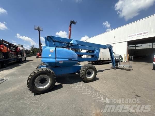 Manitou 200ATJ Kĺbové plošiny