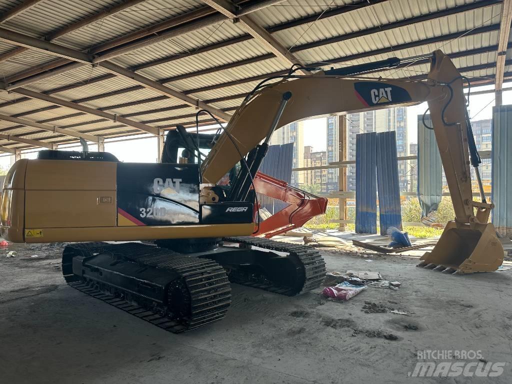 CAT 320 D Pásové rýpadlá