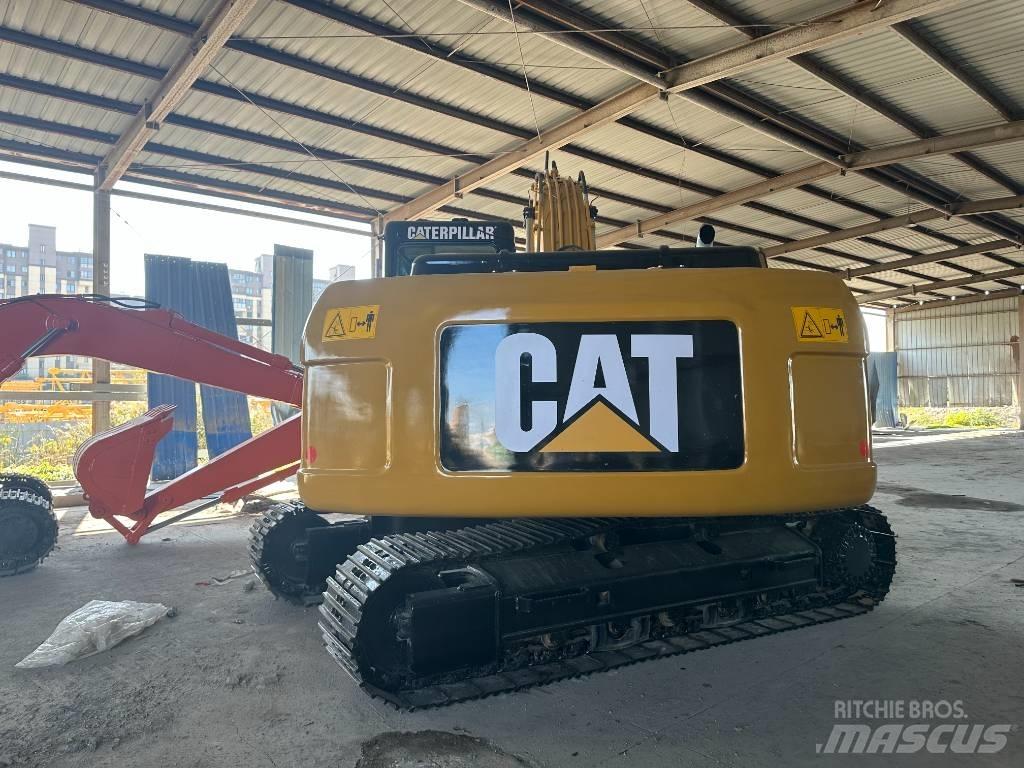CAT 320 D Pásové rýpadlá