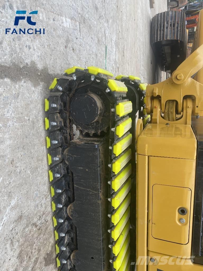 CAT 302 Mini rýpadlá < 7t