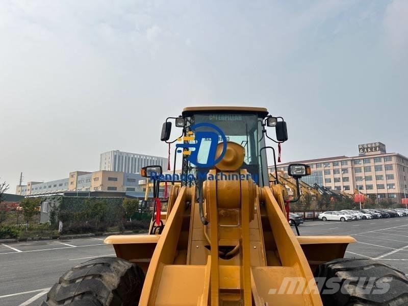 CAT 966H Kolesové nakladače