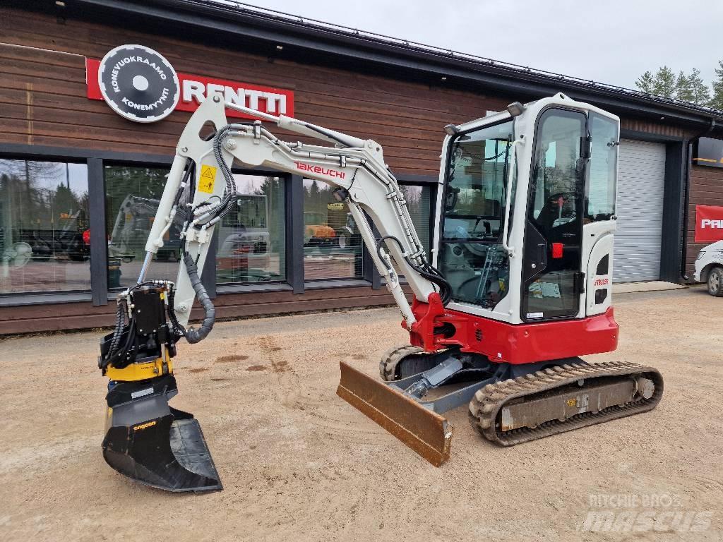 Takeuchi TB 325 R Mini rýpadlá < 7t