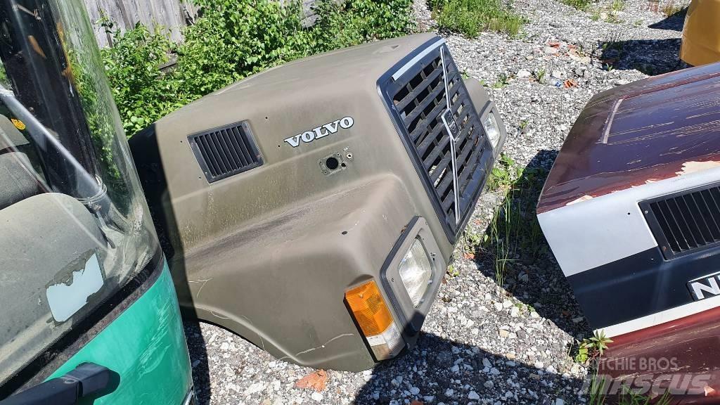 Volvo N7 - N12 HOOD Kabíny a interiér
