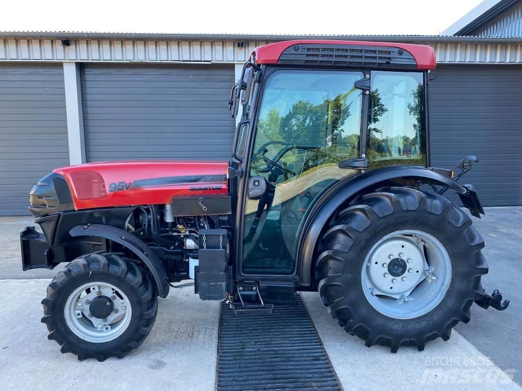 Case IH Quantum 95 V Traktory
