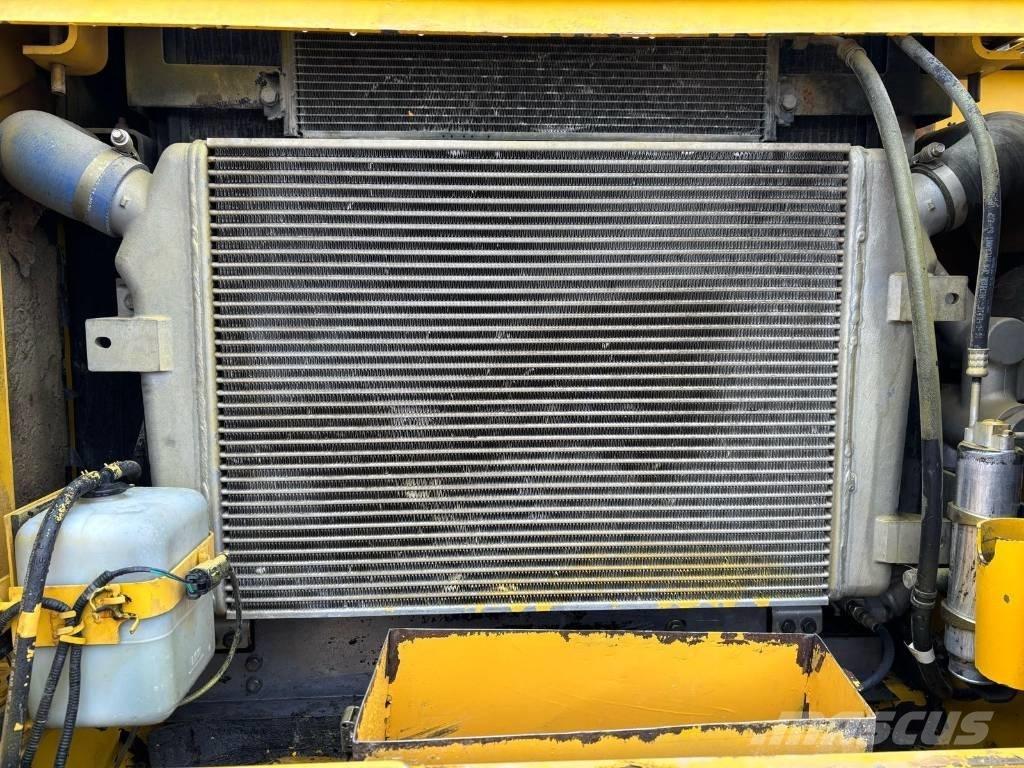 Komatsu PC 340 LC-7 Pásové rýpadlá