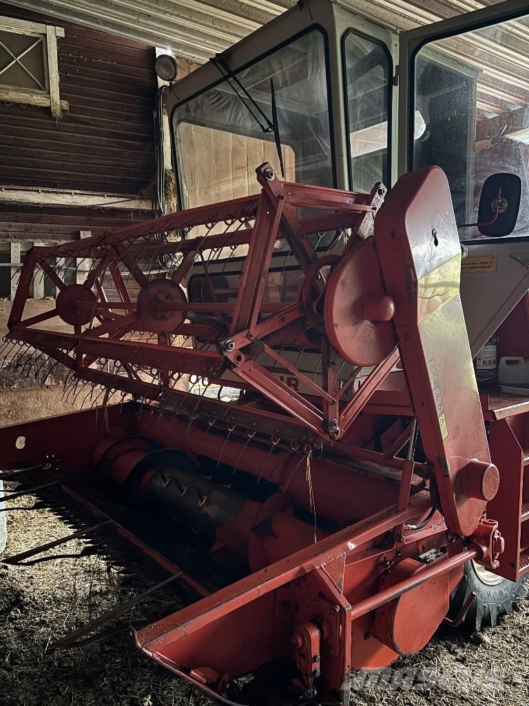 Deutz M750 Kombinované zberacie stroje