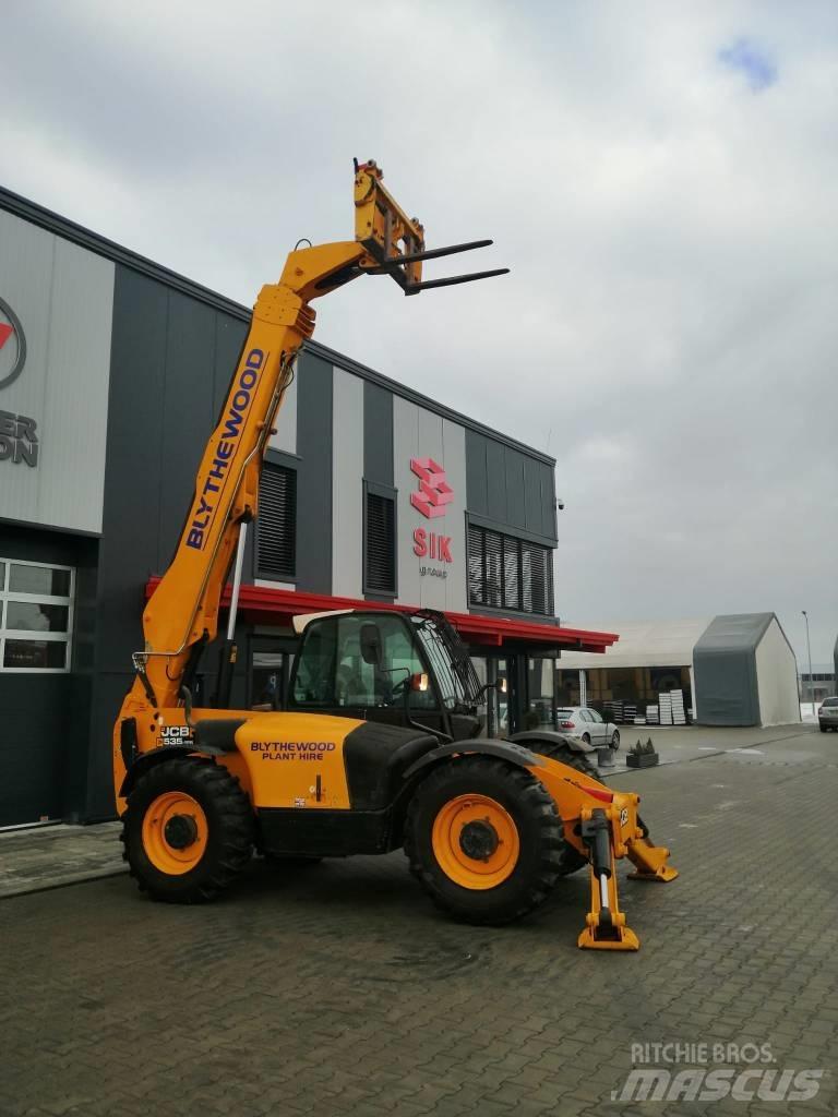 JCB 535-125 Teleskopické kolesové nakladače