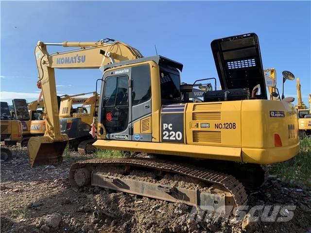Komatsu PC 220-8 Pásové rýpadlá