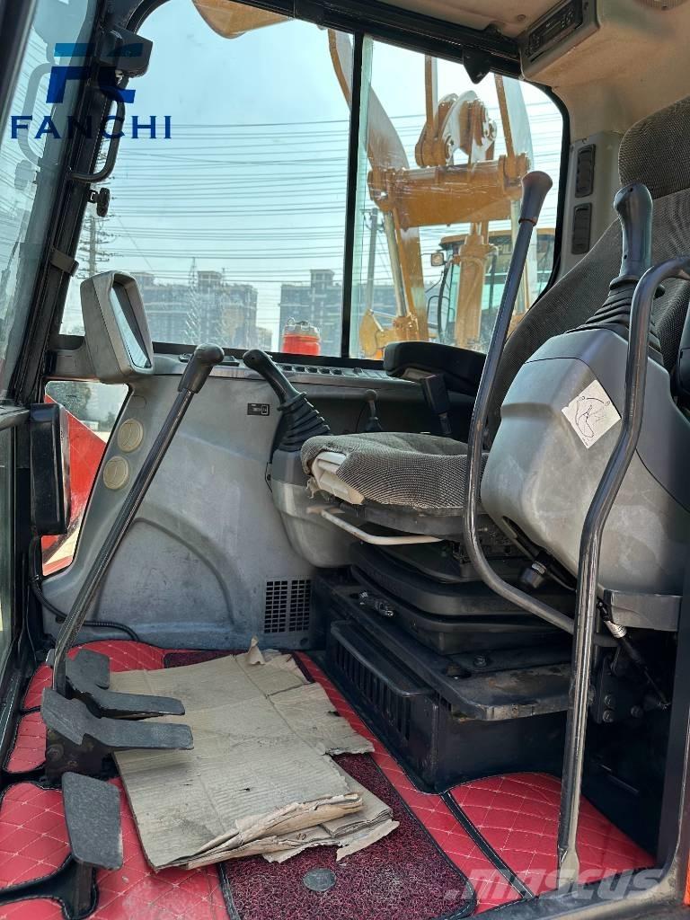 Doosan dx 60 Pásové rýpadlá