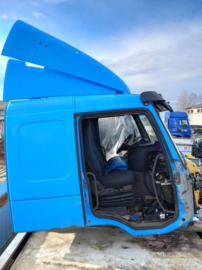 Volvo FM 9.320 Kabíny a interiér