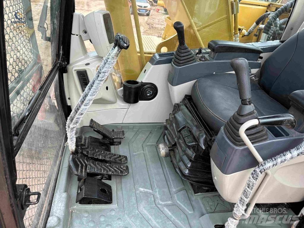 CAT 320 C L Pásové rýpadlá