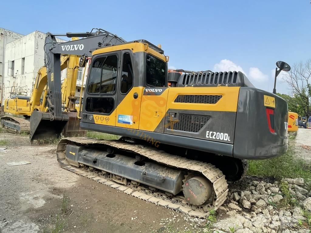 Volvo EC 200 D Pásové rýpadlá