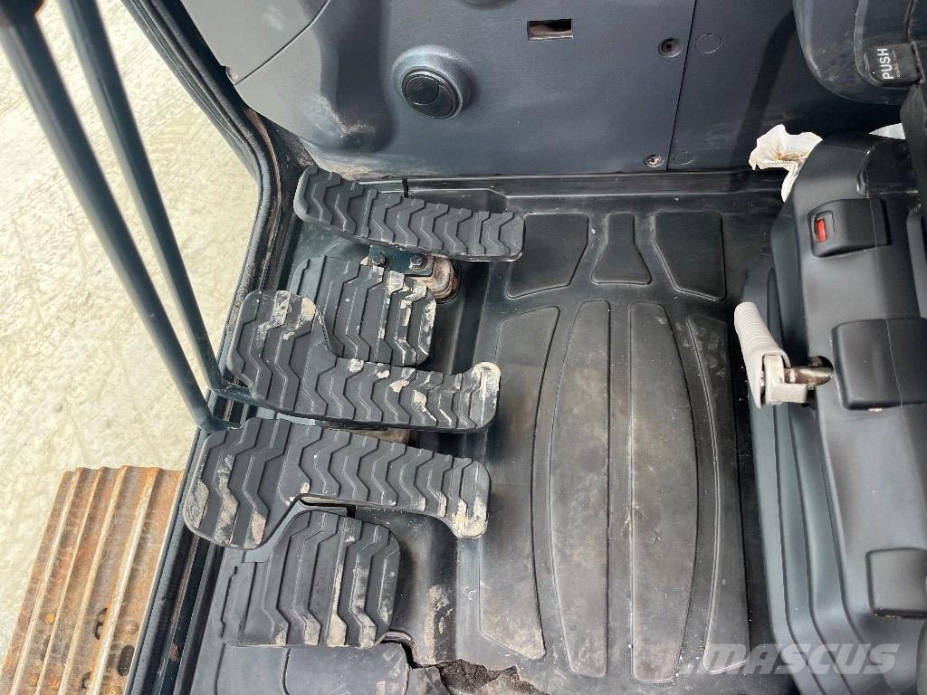 Hyundai 140LC-9A Pásové rýpadlá