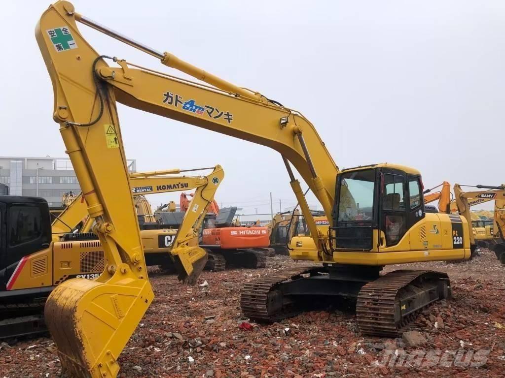Komatsu pc220-7 Pásové rýpadlá