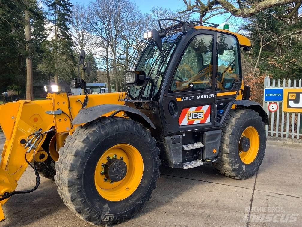 JCB 560-80 Teleskopické manipulátory
