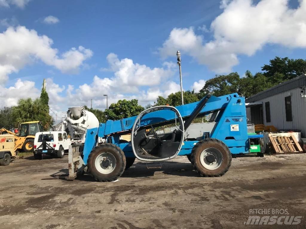 Genie GTH 842 Teleskopické manipulátory