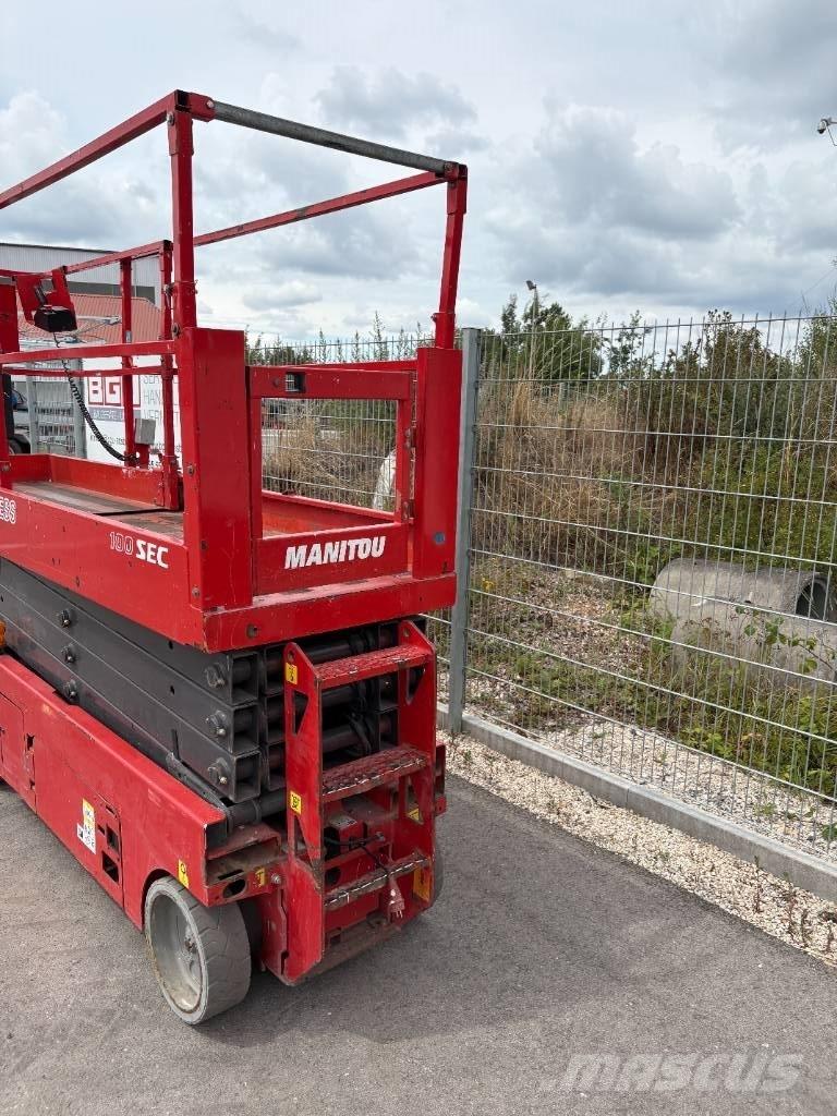 Manitou 100 SEC Nožnicové zdvíhacie plošiny