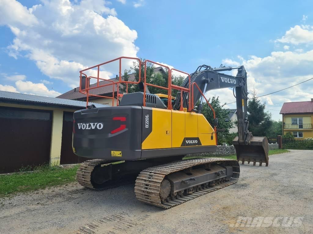 Volvo EC 220 E Pásové rýpadlá