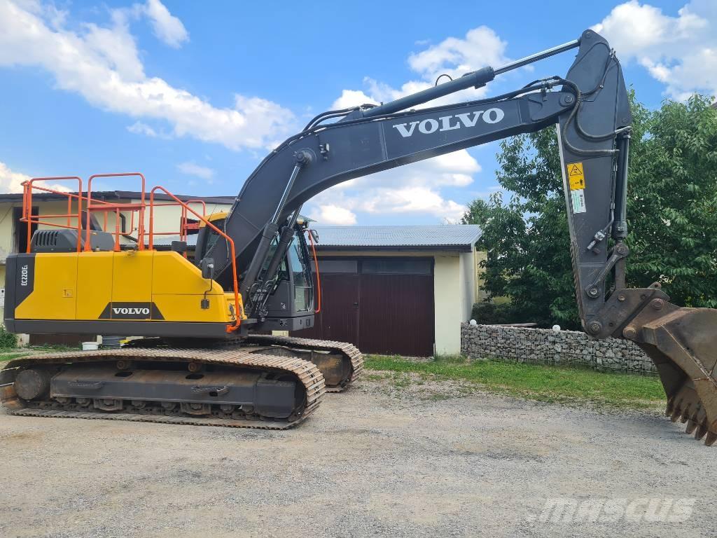 Volvo EC 220 E Pásové rýpadlá