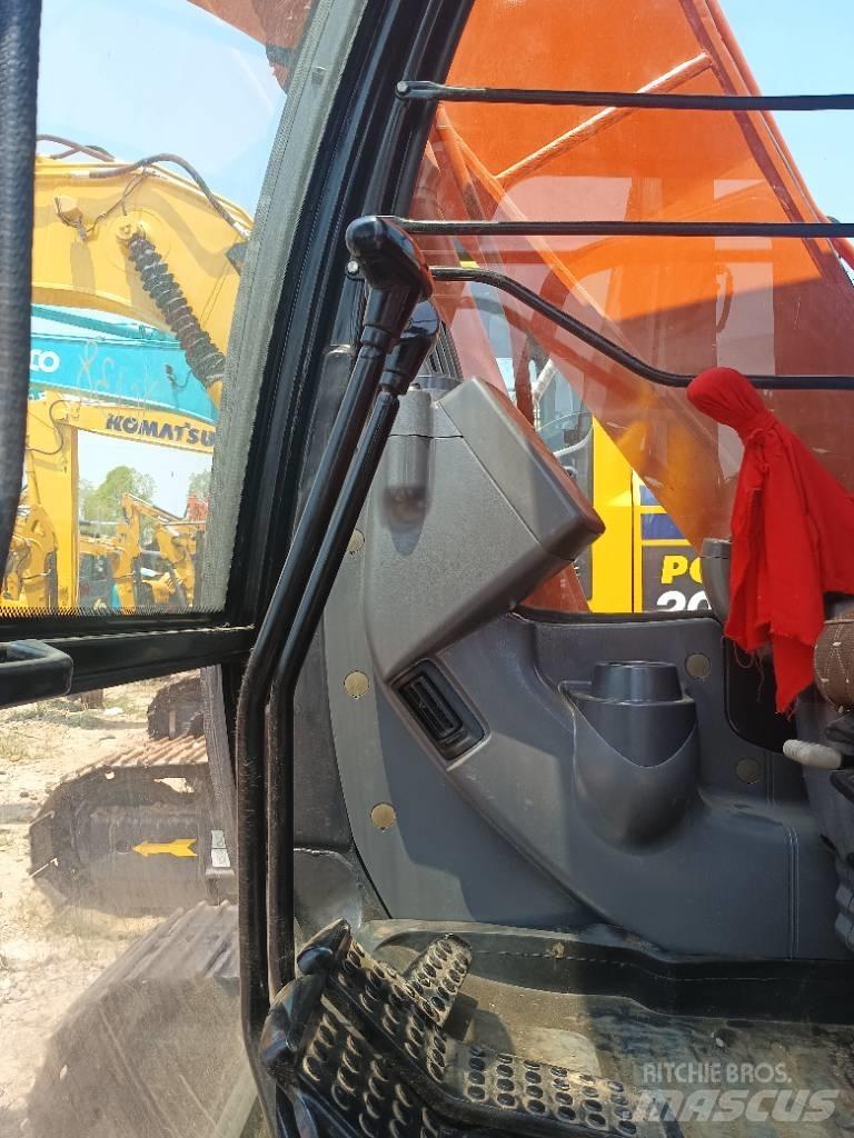 Hitachi ZX 120 Midi rýpadlá 7 t - 12 t