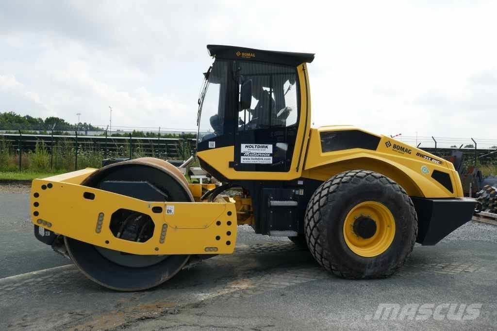 Bomag BW 213 BVC-5 Pôdne kompaktory