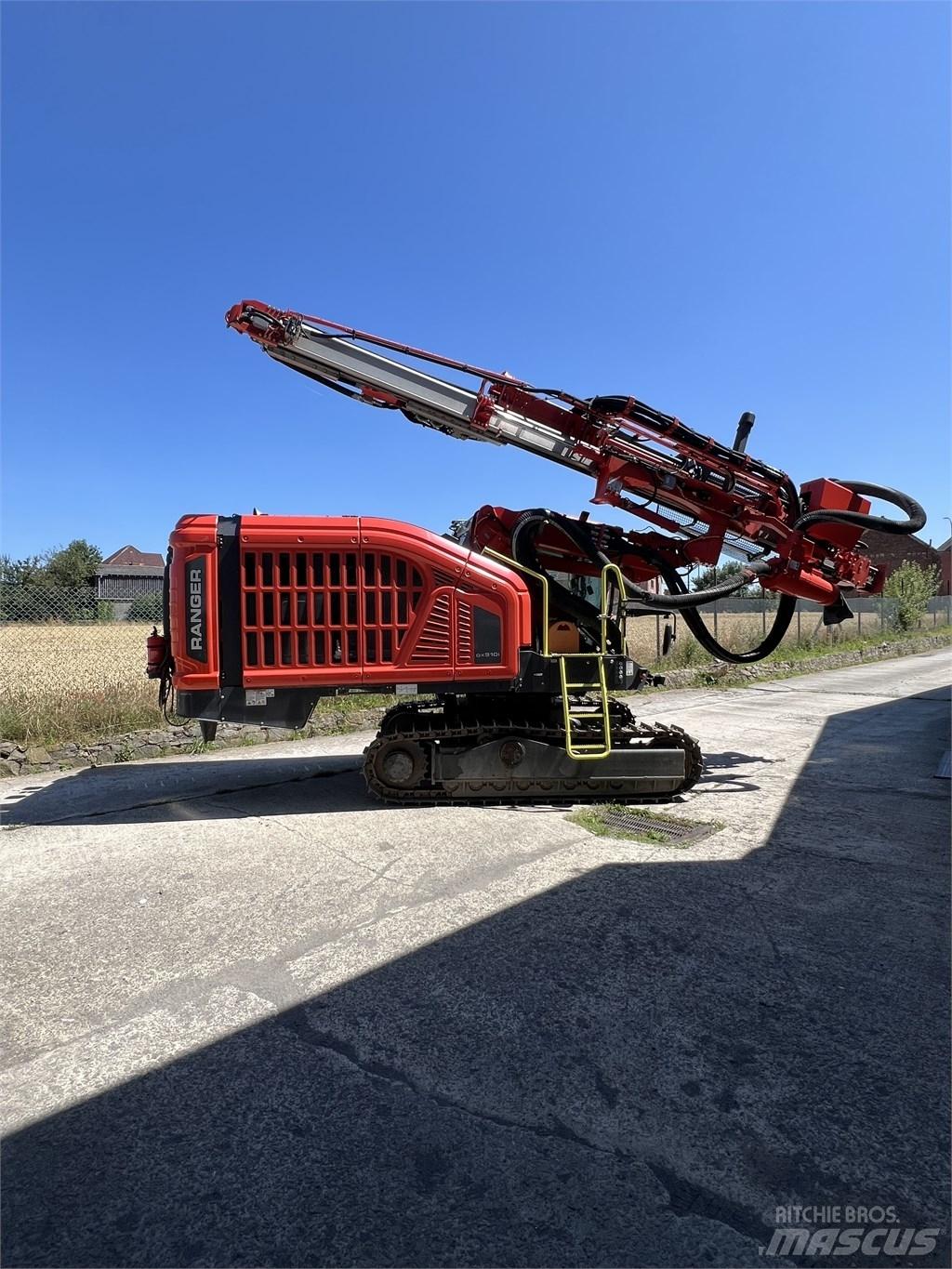 Sandvik dx910i Povrchové vrtné súpravy