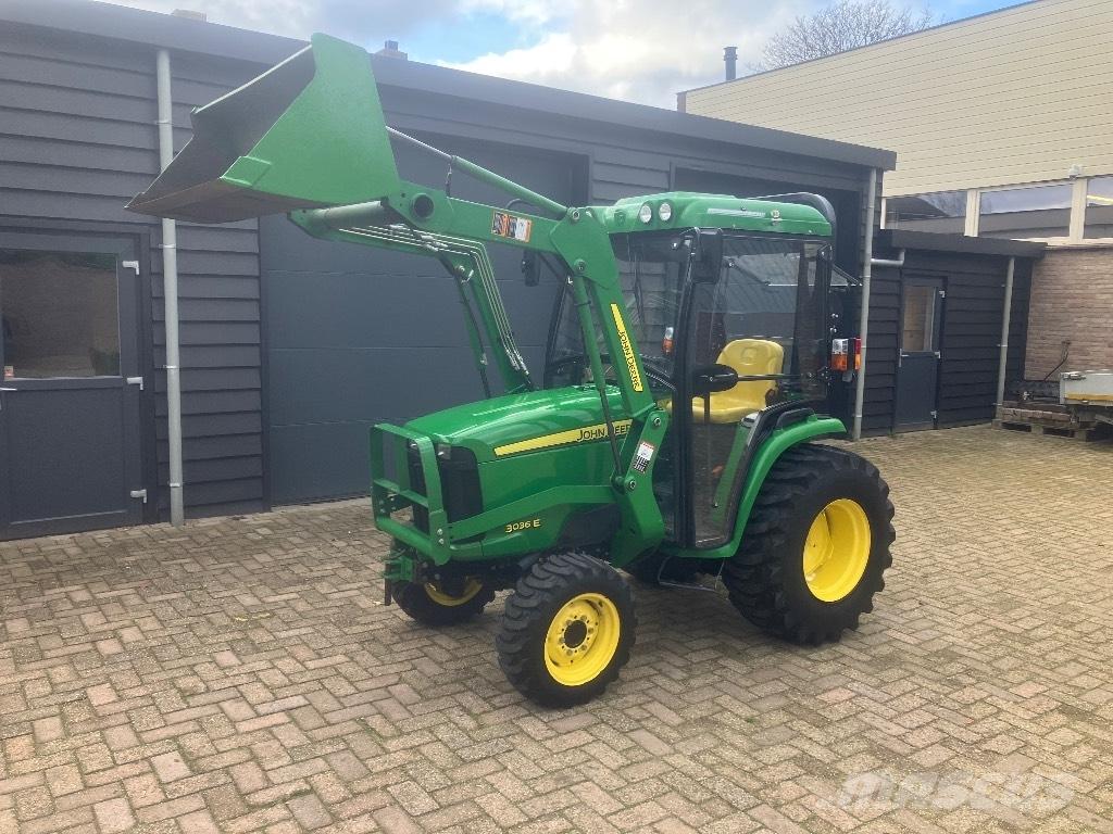 John Deere 3036 E Kompaktné traktory