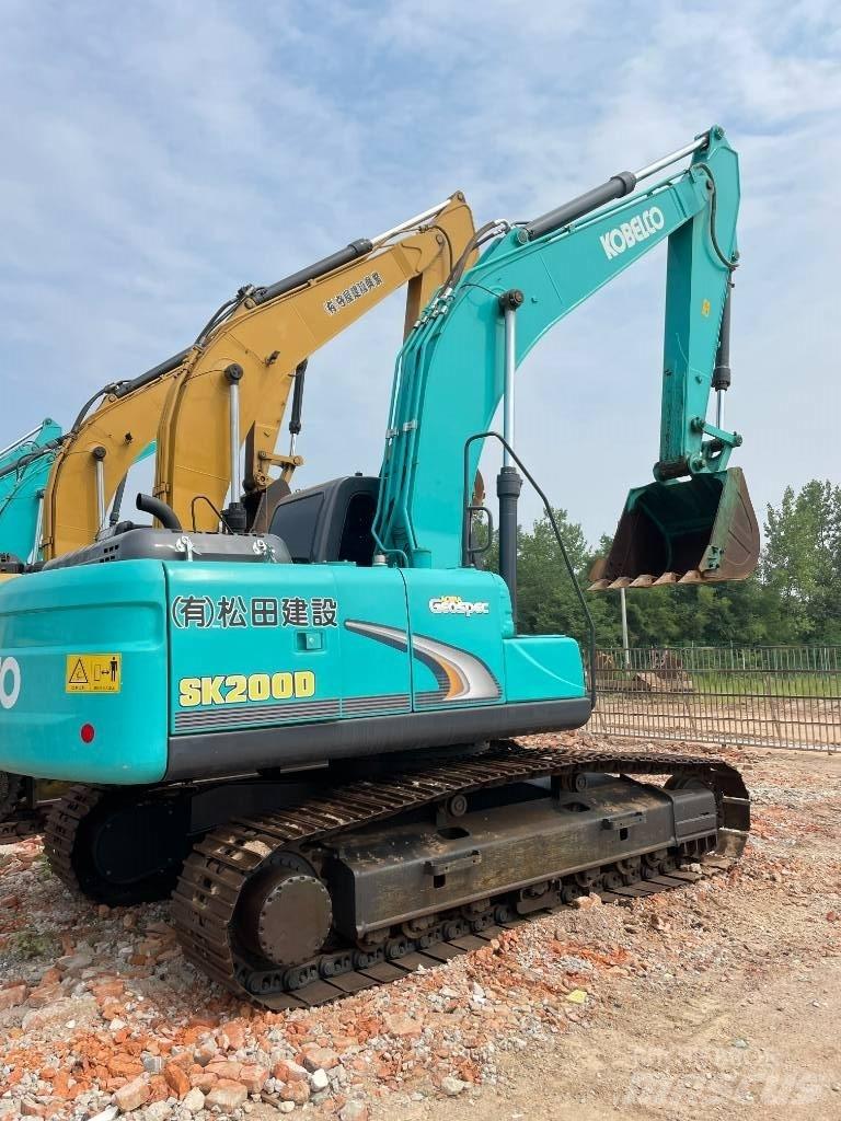 Kobelco 200 Pásové rýpadlá