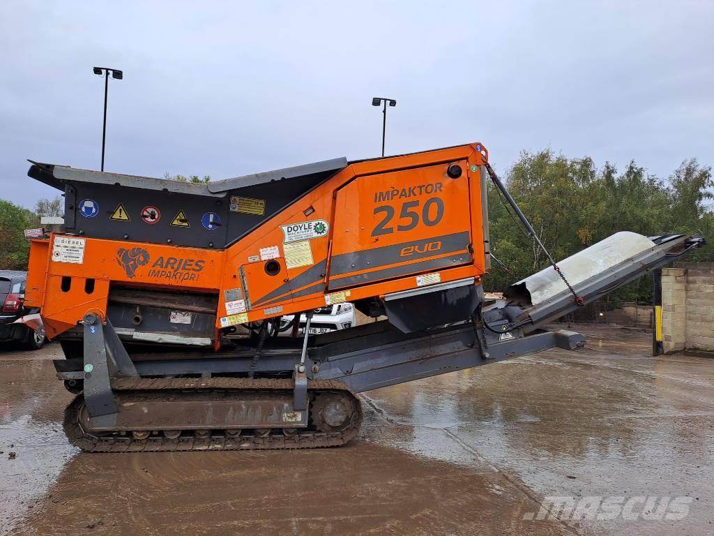 Arjes Impaktor 250 Mobilné drviče