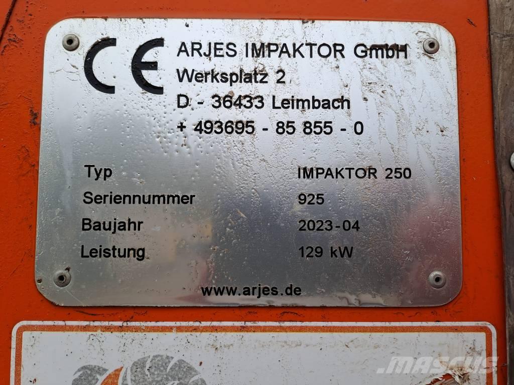Arjes Impaktor 250 Mobilné drviče